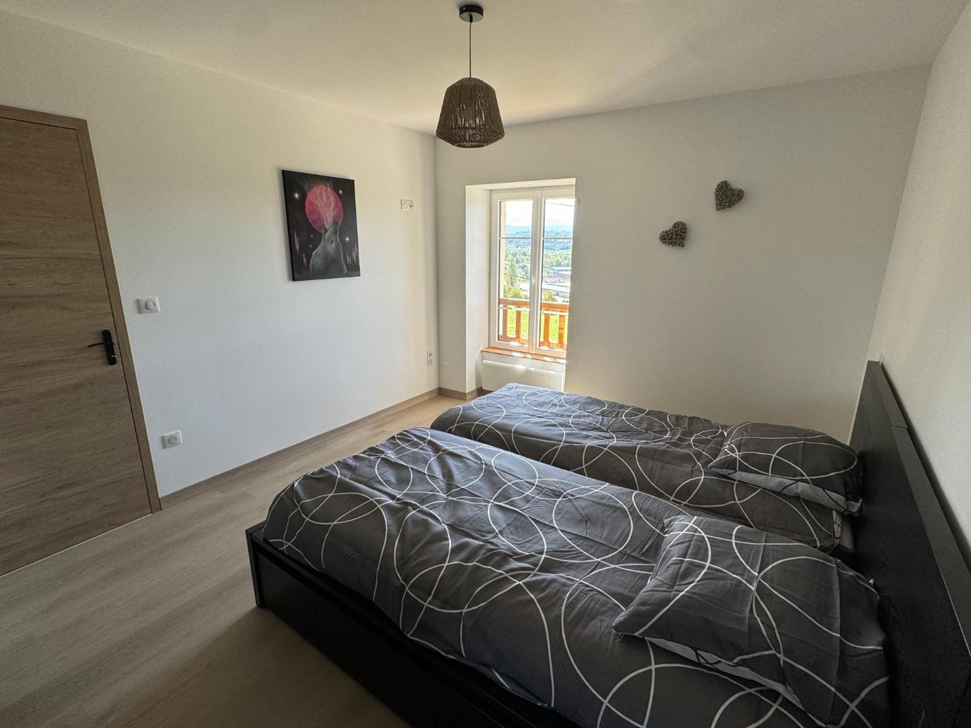 Maison Leonora Saint-Genix-sur-Guiers ภายนอก รูปภาพ